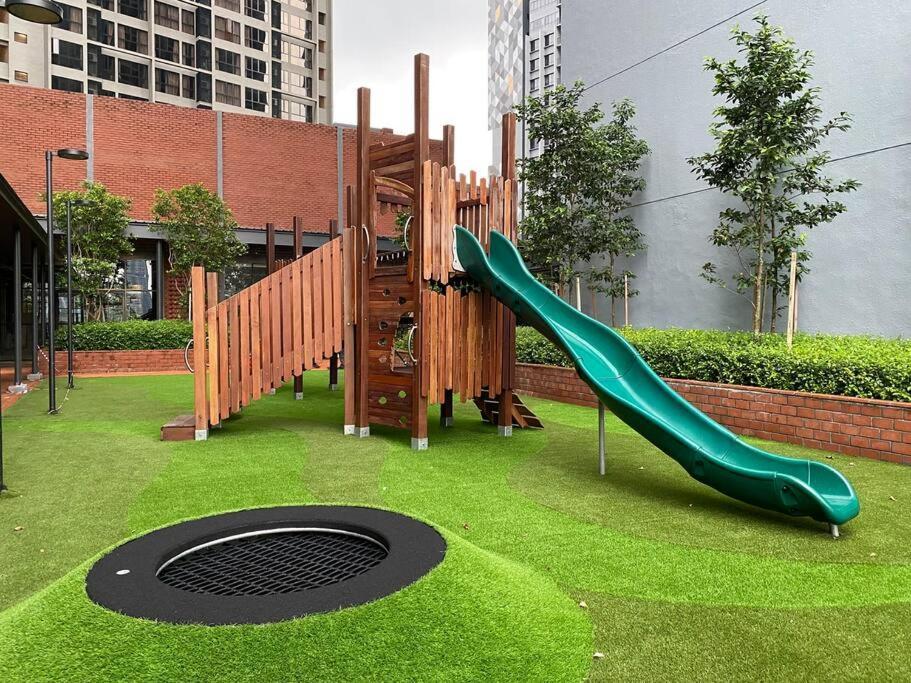 Pangsapuri Mid Valley 3km Away 360 Sq Ft Millerz Sq