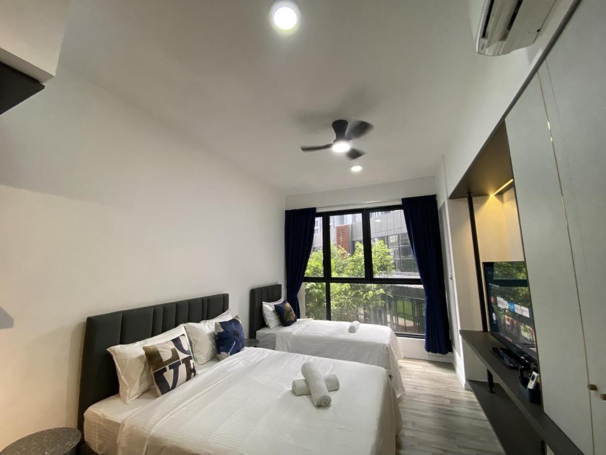 Mid Valley 3km Away 360 Sq Ft Millerz Sq Pangsapuri